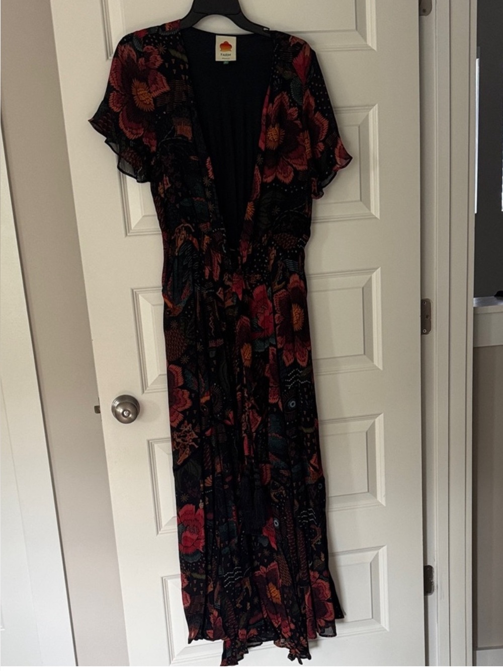 EUC Farm Rio Black River Creatures Maxi Dress M - Picture 4 of 4